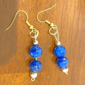 Cute Gold Tone Beaded Dangle Blue Earrings.